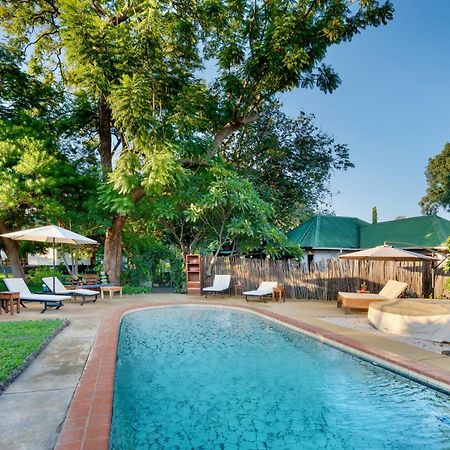 Kamunjila Lodge リビングストン エクステリア 写真