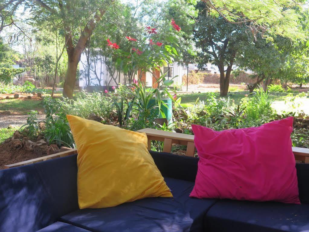 Kamunjila Lodge リビングストン エクステリア 写真