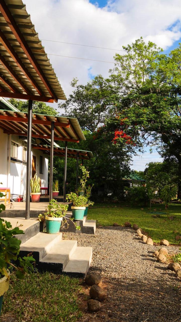 Kamunjila Lodge リビングストン エクステリア 写真